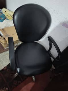 swing chair black color