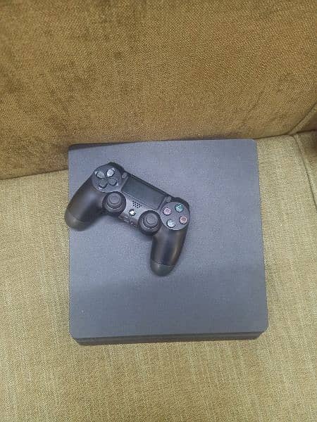 PS4 Slim 500gb non jailbreak (with box) 2