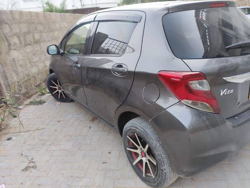 Toyota vitz 2014 model,2018 registration,gray colour , 5