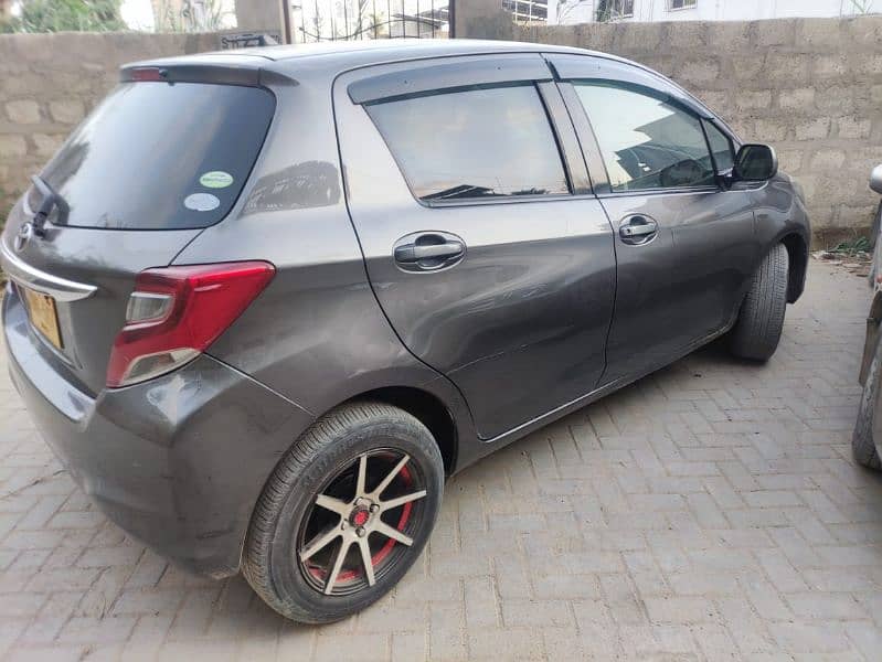 Toyota vitz 2014 model,2018 registration,gray colour , 8