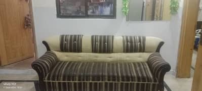 Sofa in Set Good condition