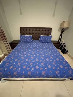 Molty masters branded bed with side tables