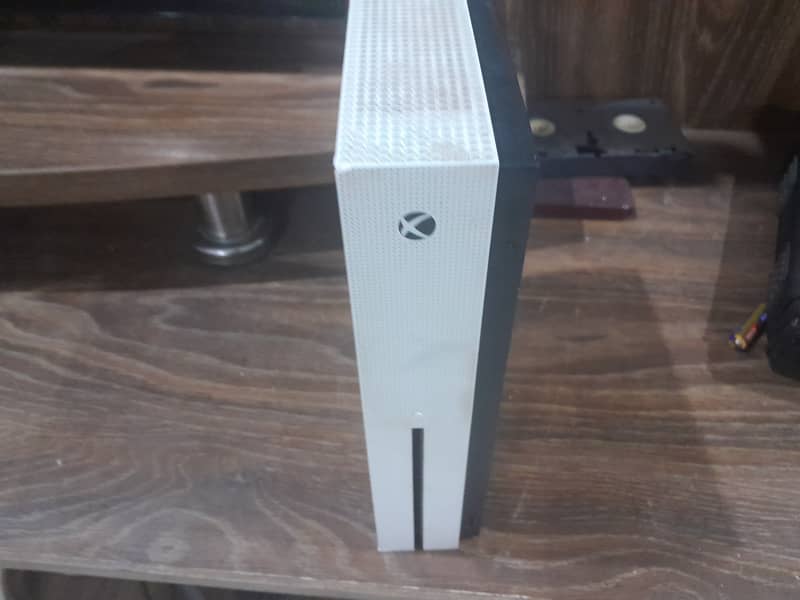 Xbox one console for sale (pleasedo not call at this number) 1