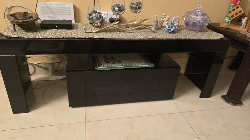 Black console table 0