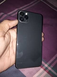 I phone 11 pro max 64gb .