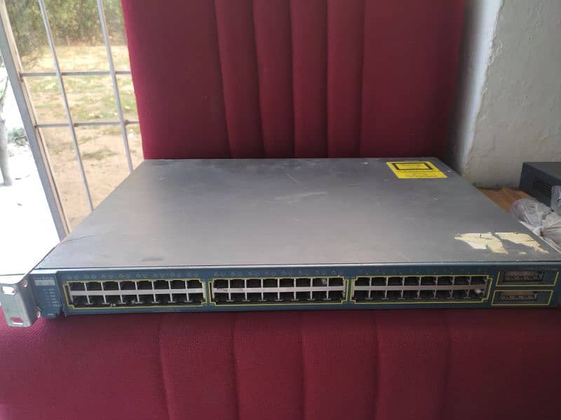 Networking Switch Cisco 48-port at Throw Away Price- 03334239020 1