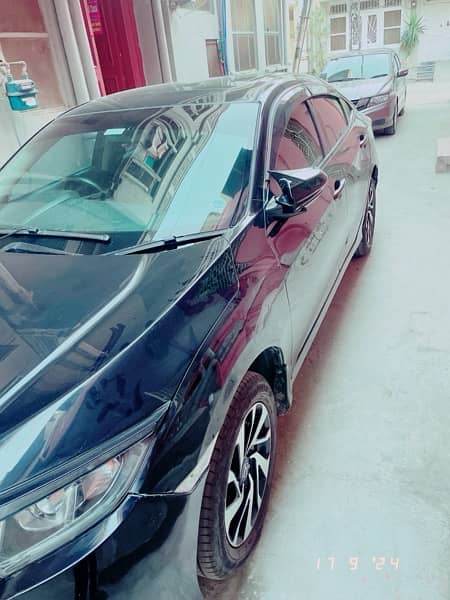 Honda Civic 2017 4