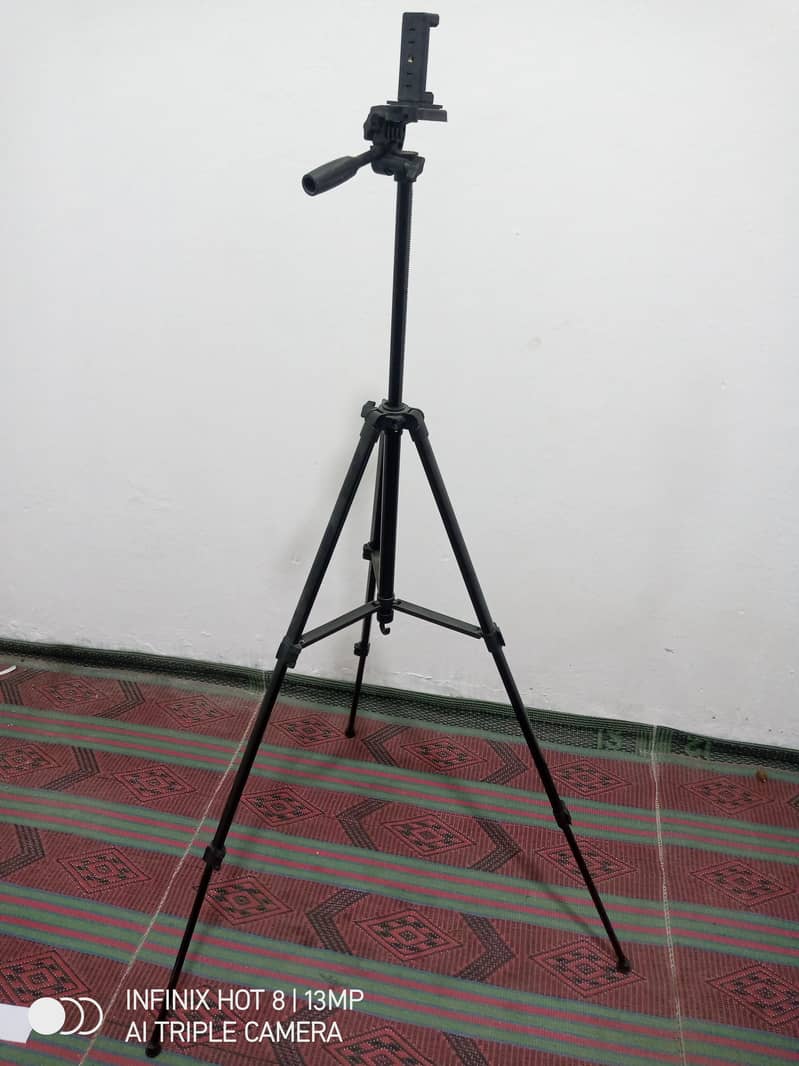 Tripod Stand 380A For sale  urgently 5