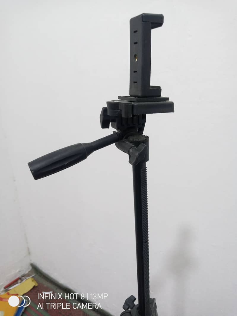 Tripod Stand 380A For sale  urgently 6