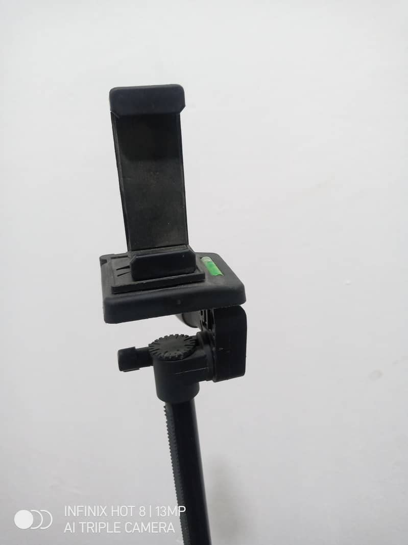 Tripod Stand 380A For sale  urgently 7