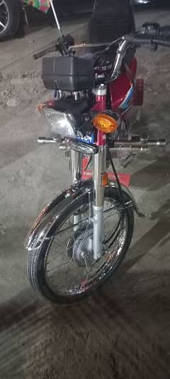 honda 2024 model 4 month nikla hsi condition 10/10 number lga hoa