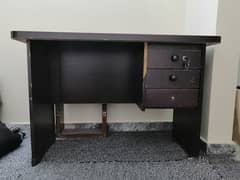 Computer Table for Sale 0