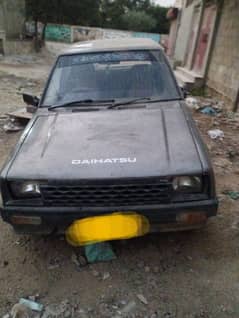 Daihatsu Charade 1984 10/9 condition all ok ha koy masala Nahi ha