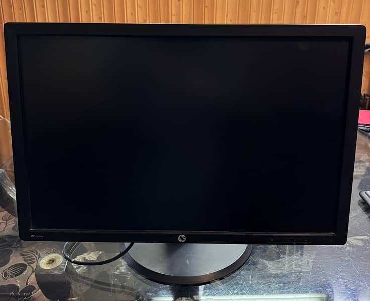 HP Z24i LCD IPS Display 1