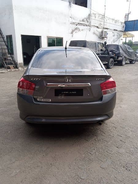 Honda City IVTEC 2010 3