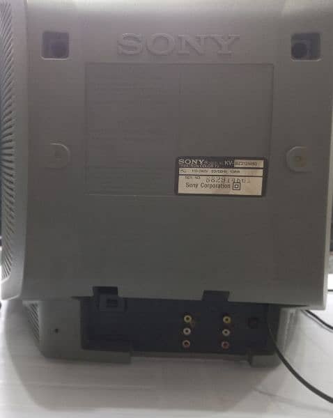 Sony Wega Trinitron TV 7