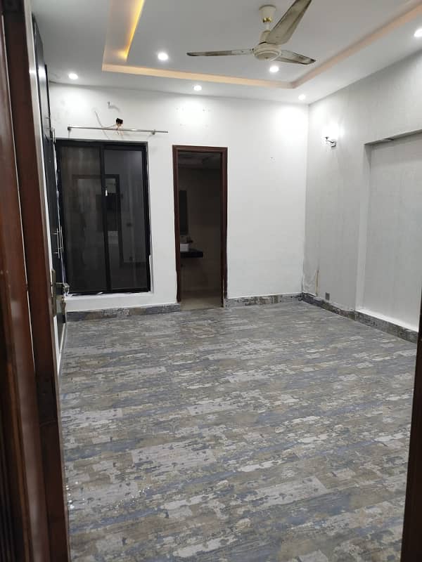 8 marla upper portion for rent in bahria orchard 3