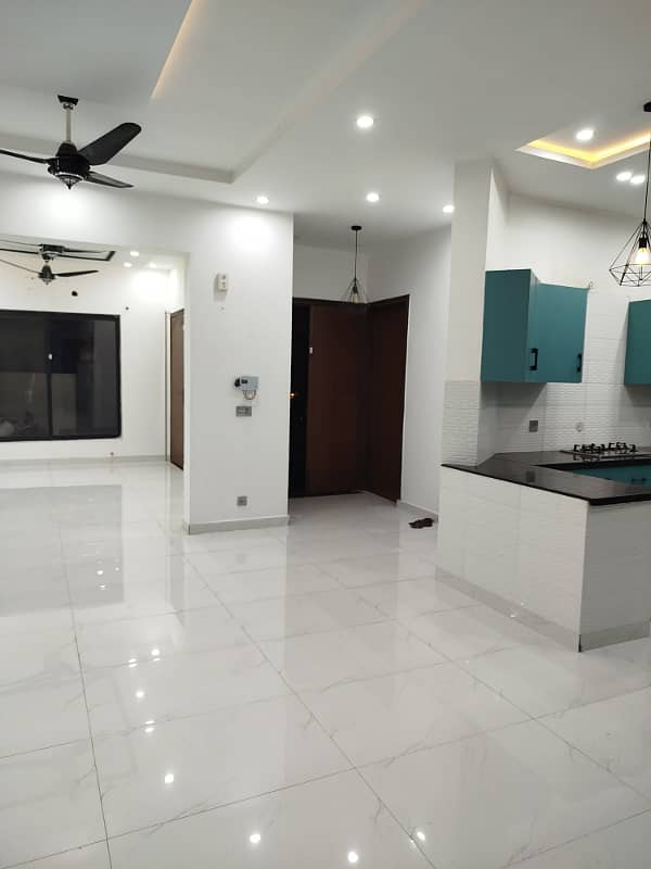 8 marla upper portion for rent in bahria orchard 4