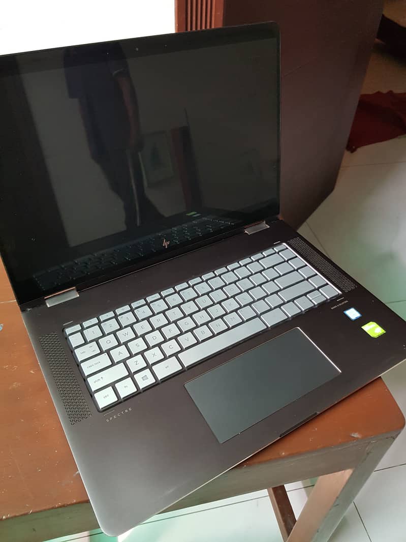 HP i7  VGA GFORCE 3