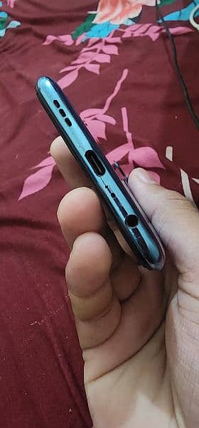 Oppo F17 pro 10/10 exchange possible with good phone 1