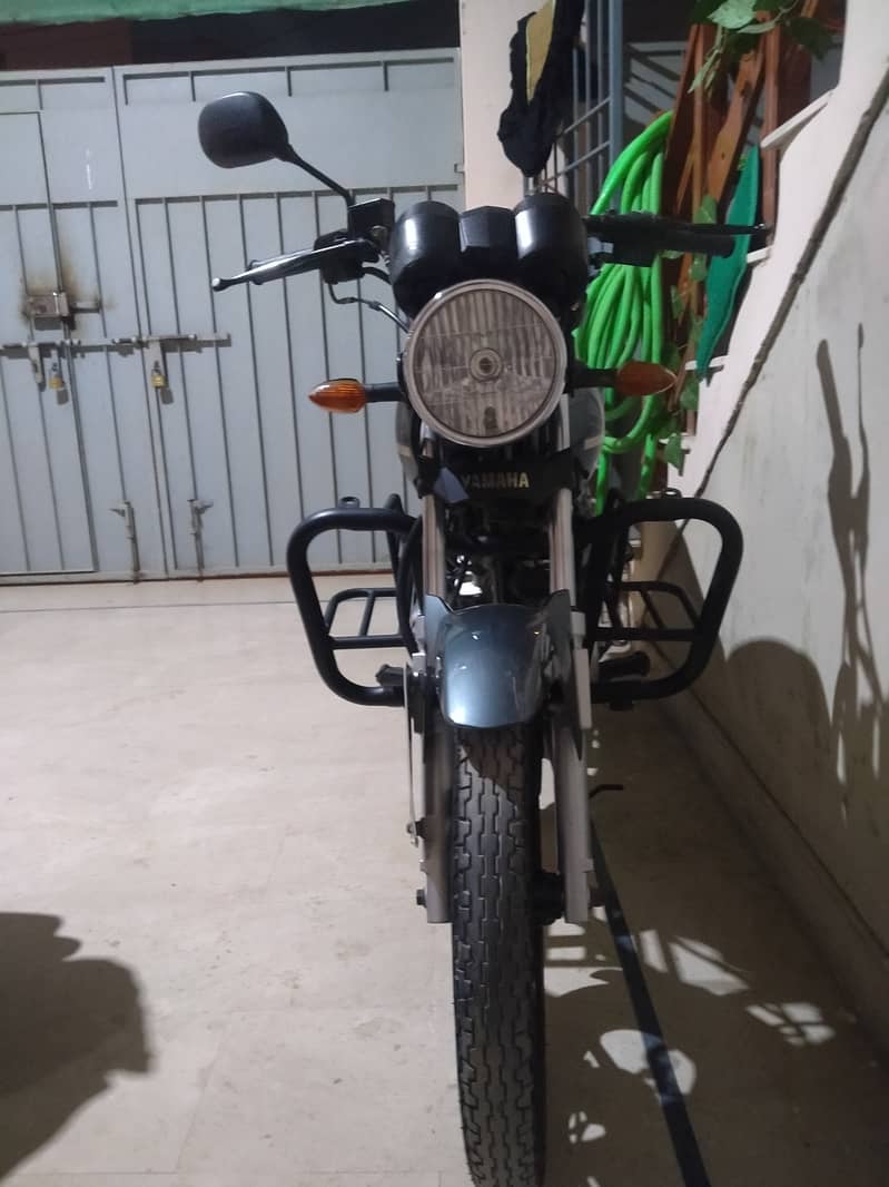 Yamaha YB 125Z-DX 2023 5