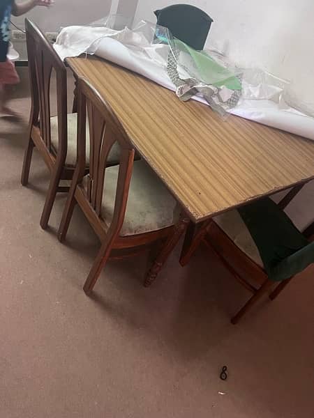 4 seater Dinning Table 4