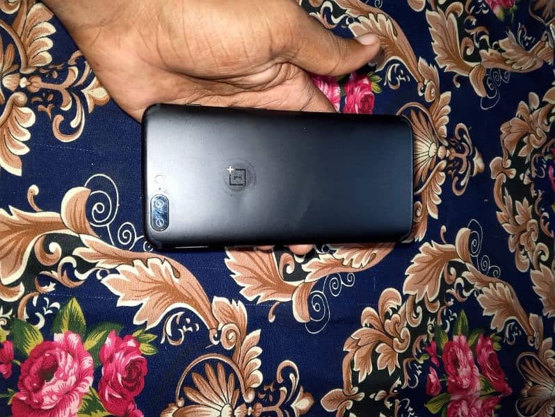 ONEPLUS A 5000 For Sale 1