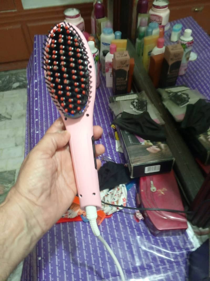 Roza Tech hair straightener 2