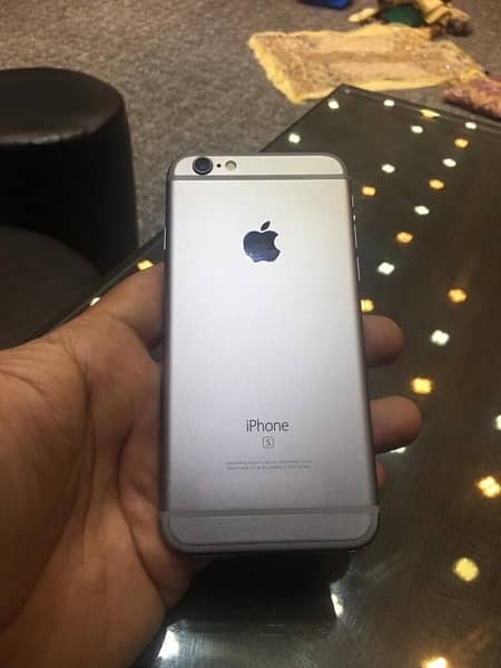 IPhone 6s 32gb 10/10 PTA APPROVED 0