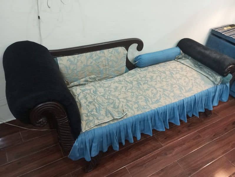 Dewaan Sofa Solid Wood for Sale 3