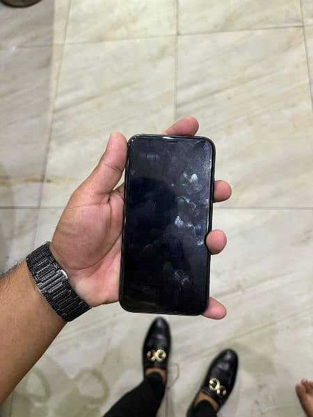 iphone 11 64gb non PTA JV 4