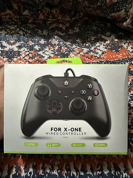 Xbox One Wired Controller 0