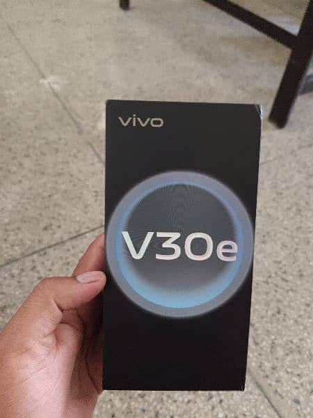 vivo V30e 0