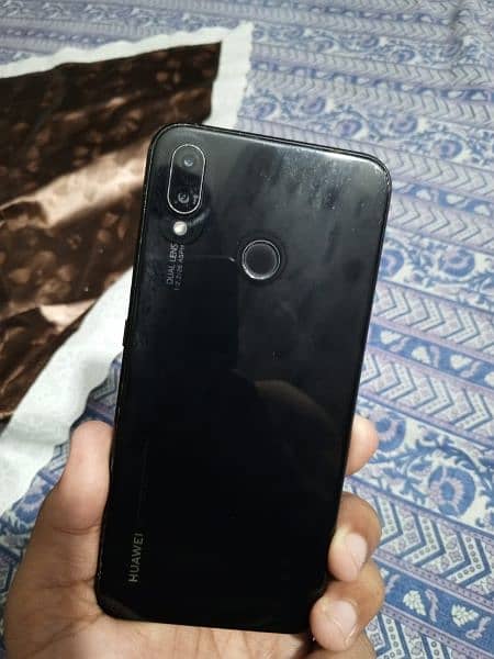 Huawei nova 3i 6/128gb with box exchange possible 1