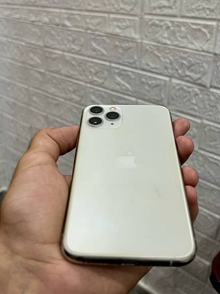 IPHONE 11 Pro 256 (Dual Sim Pta approved) 9