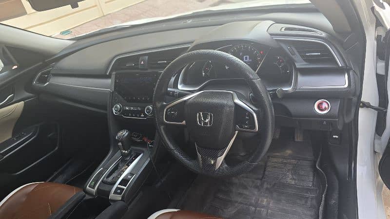 Honda Civic Oriel 2018 3