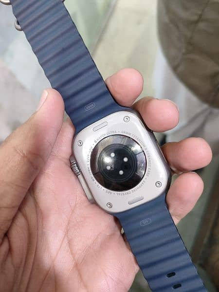 Apple Watch Ultra 1 100 bh 1