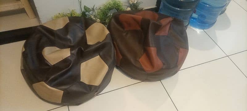 bean bag / sofa for kids urgent sale condition 9/10 1