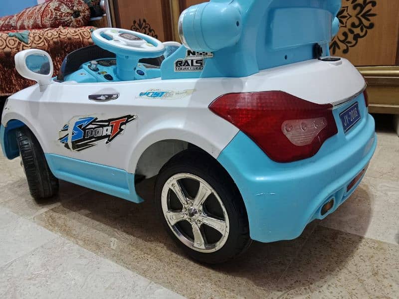 Kids self driving car with remote control 3