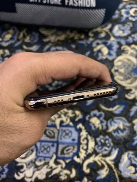 iphone xs 64 gb 4