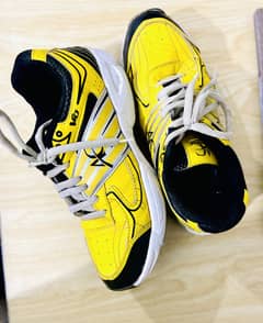 AC Yellow Cricket Shoes - Size 43, Stylish and Well-Designed