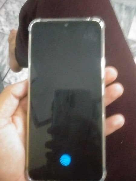 vivo v20 8/128Gb panel Change h sath just cabl h bak finger work meh h 1