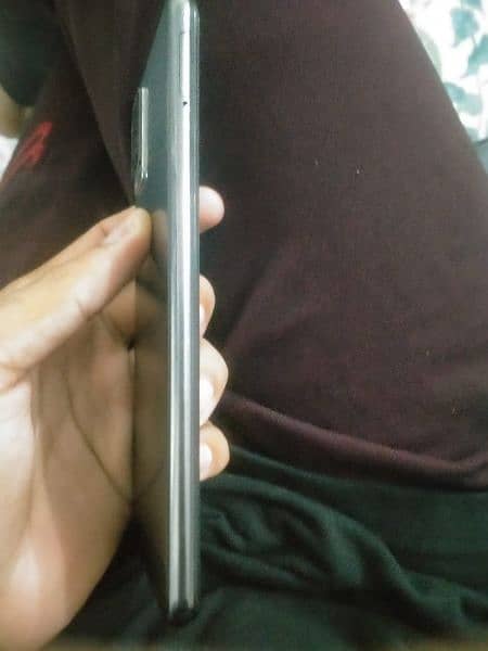 vivo v20 8/128Gb panel Change h sath just cabl h bak finger work meh h 2