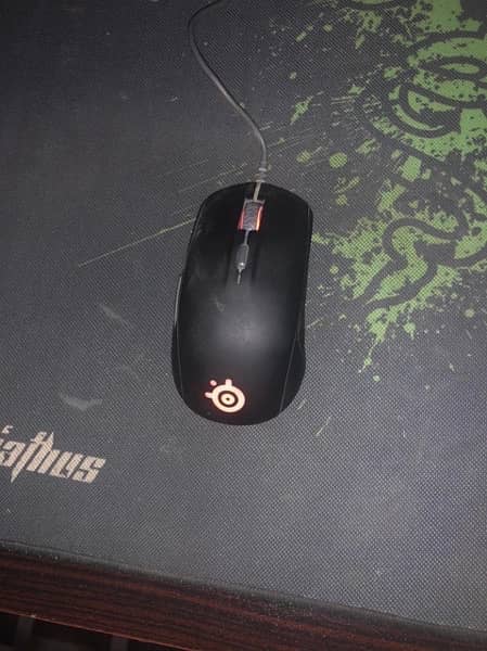 Steel Series Rival 110 Gaming Mouse 9