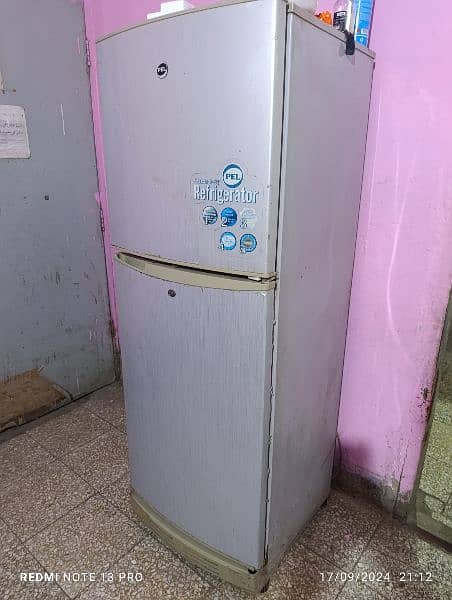 Pel Fridge for sale read add carefully 2