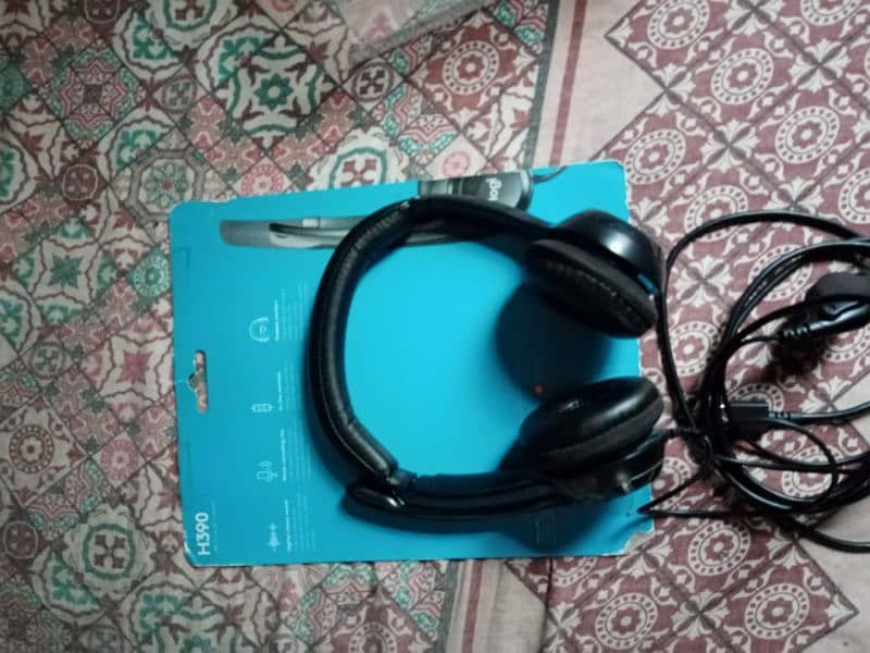 Logitech headfone usb 4