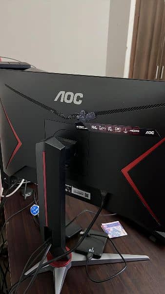 selling Aoc 24G2 144 hz Gaming monitor 0