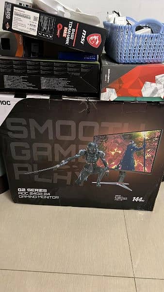 selling Aoc 24G2 144 hz Gaming monitor 1