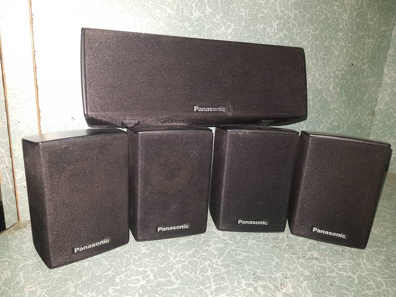 Set of 5 Panasonic SB-HF470 Home Theater surround sound Speakers made 0