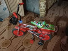 Kids Tricycle with Training Wheels and Cartoon Design